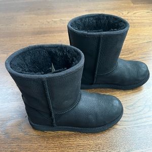 UGG Classic Short II Waterproof boots (kids size 2)